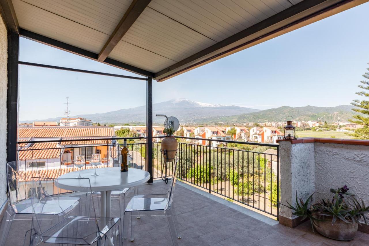 Giardini Naxos Apartment With Terrace Near The Sea Kültér fotó